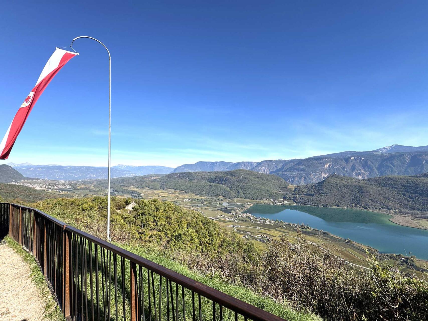 Vista al Lago di Caldaro
