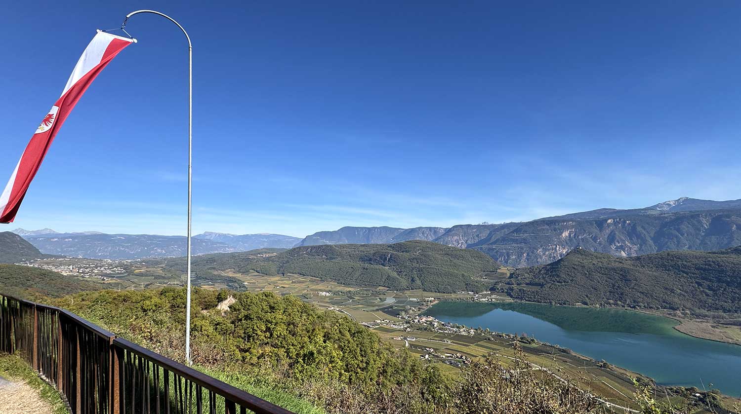 Aussicht Kalterer See von Altenburg